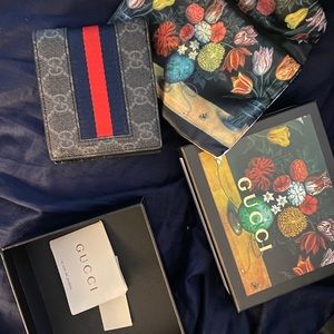 Gucci wallet